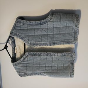 Aaron & Amber quilted fleece lined crop denim vest size Medium